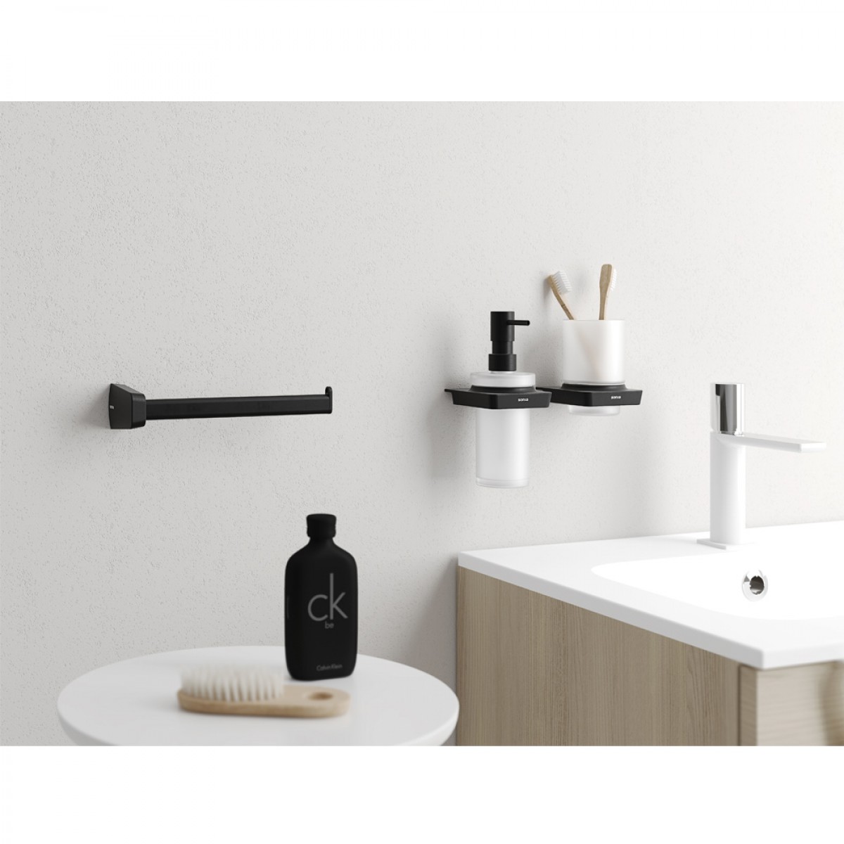 Sonia S6 Matt Black Open Towel Bar - Right Handed