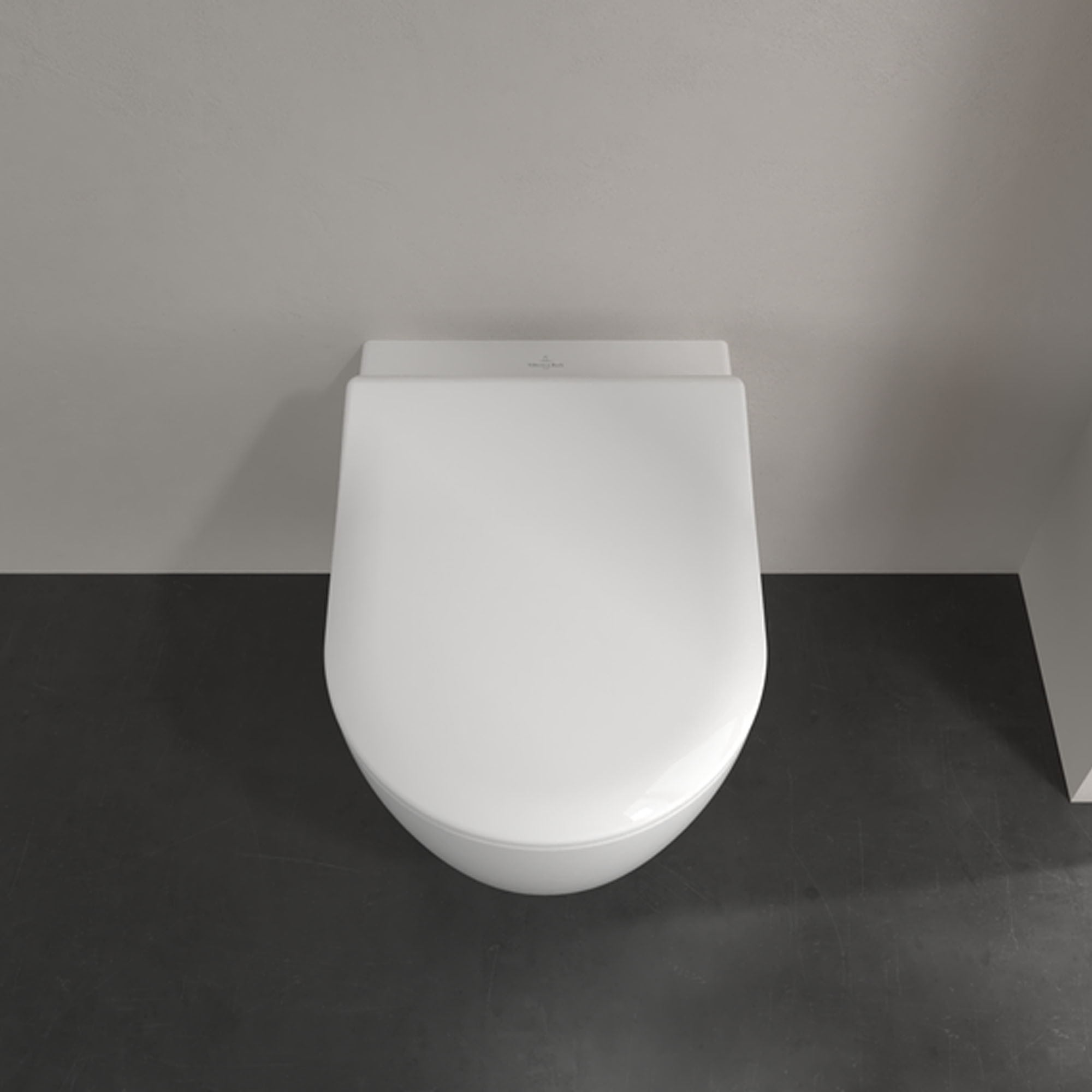 Villeroy & Boch Avento Rimless Wall Mounted Toilet & Soft Close Toilet Seat