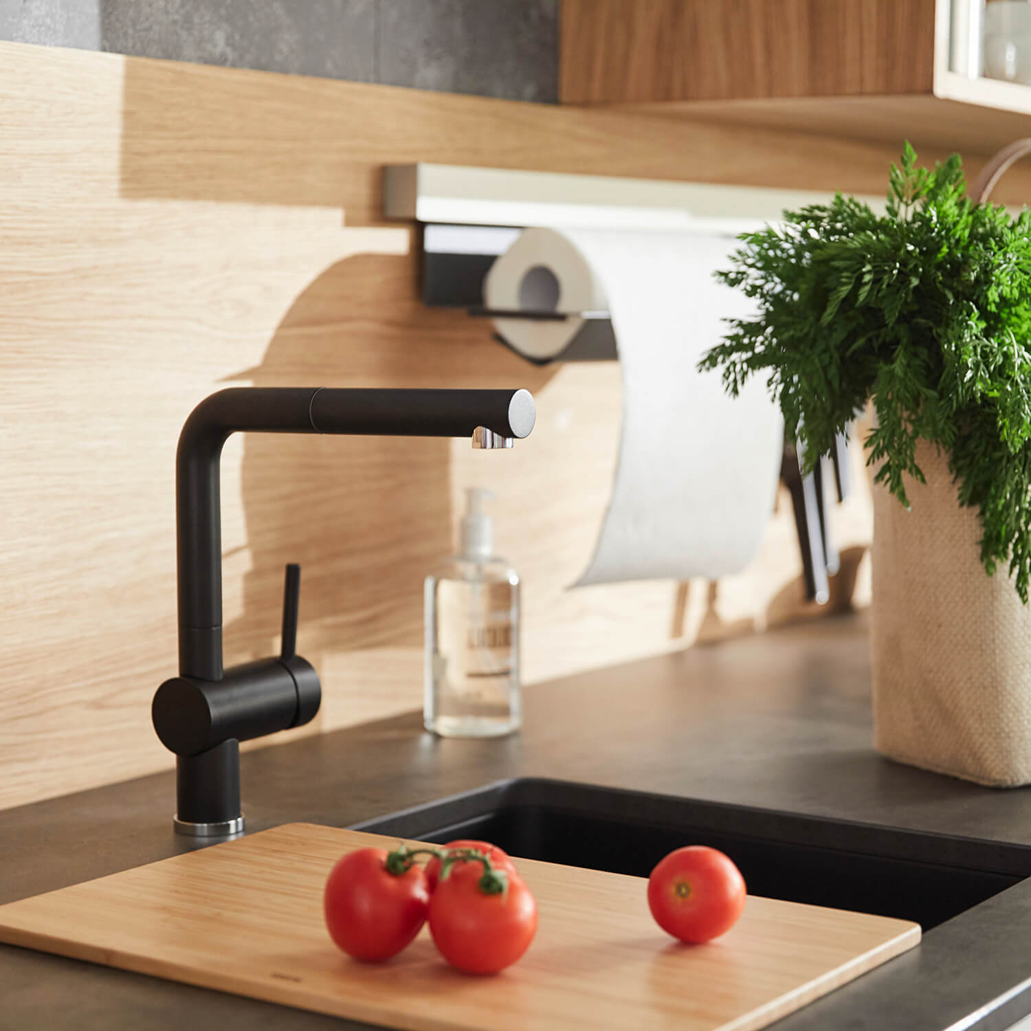 Blanco Linus-S Vario Single Lever Mono Pull Out Kitchen Mixer Tap with Silgranit Matching Finish