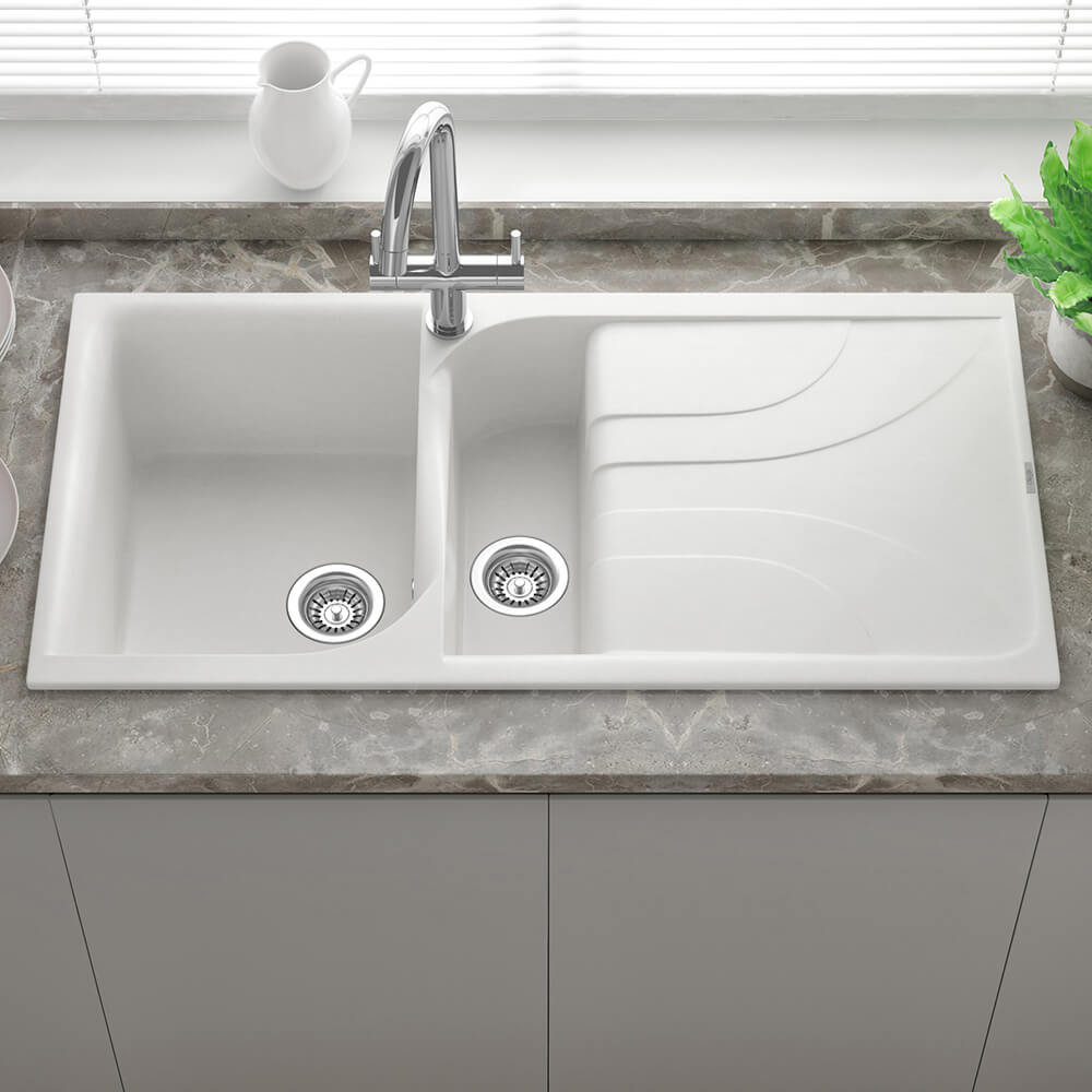 Reginox Ego White Granite Composite 1.5 Bowl Kitchen Sink & Vellamo FlexiSpray Kitchen Mixer
