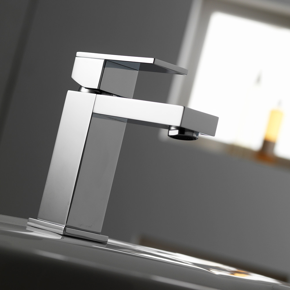 Pura Bloque Single Lever Basin Mixer with Clicker Waste