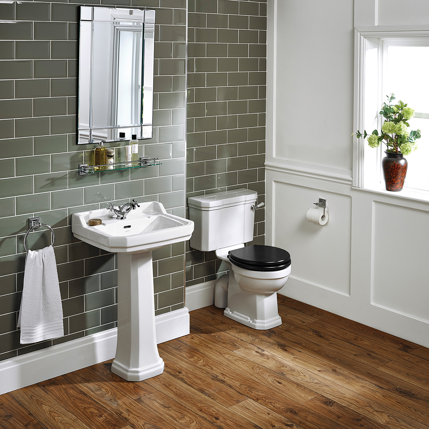 Ideal Standard Waverley 560mm Basin & Full Pedestal