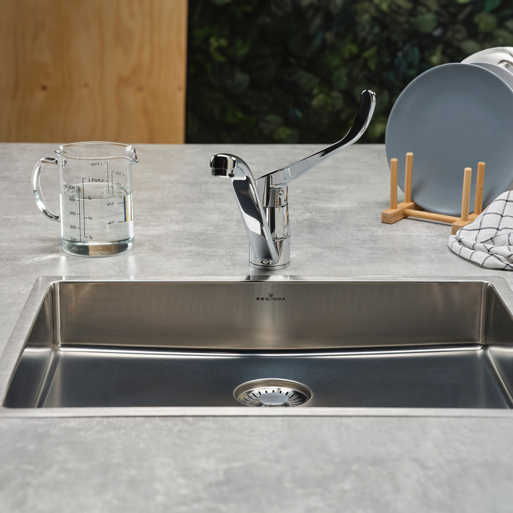 Reginox New Jersey Accessible Shallow Single Bowl Stainless Steel Inset / Undermount Kitchen Sink & Waste Kit - 540 x 410mm
