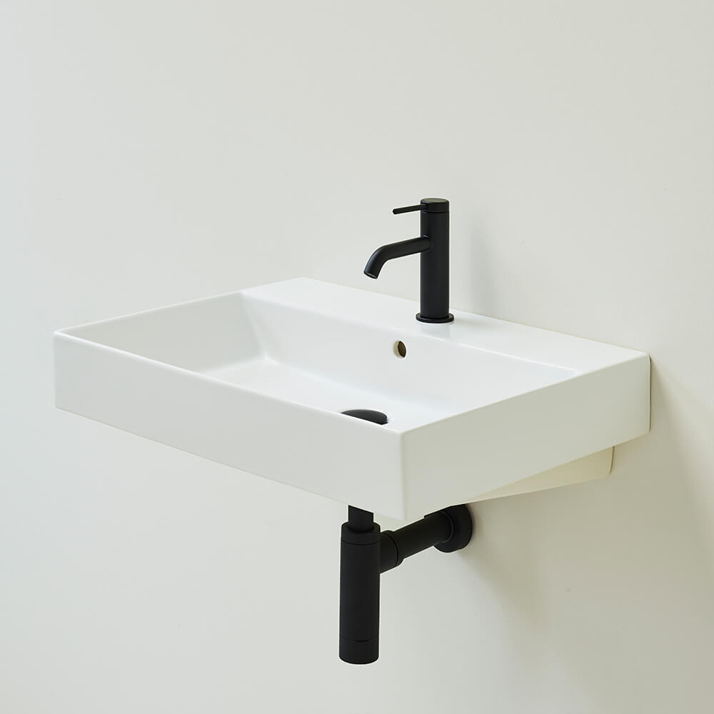 Britton Bathrooms Hoxton Bottle Trap - Matt Black