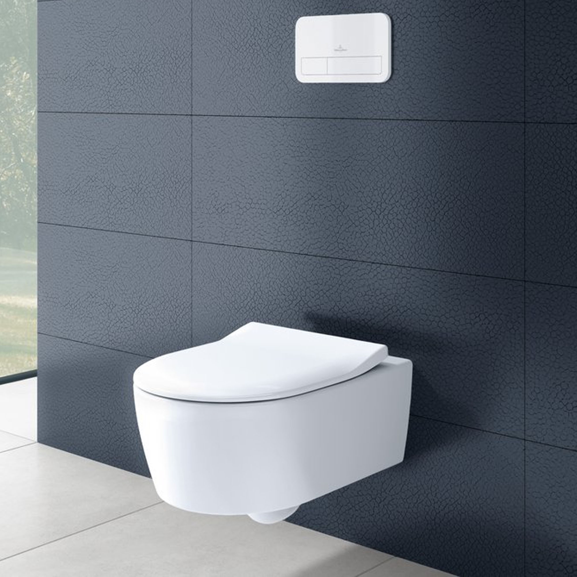 Villeroy & Boch Avento Rimless Wall Mounted Toilet & Soft Close Toilet Seat