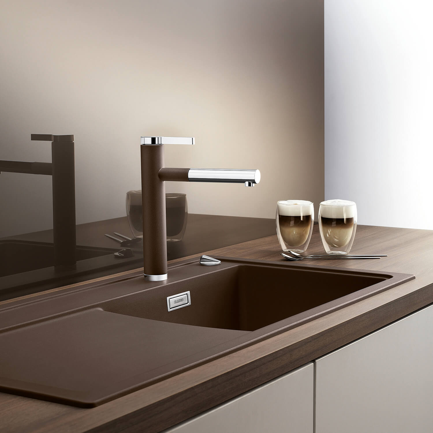 Blanco Linee-S Single Lever Pull Out Kitchen Mixer Tap with Silgranit Matching Finish