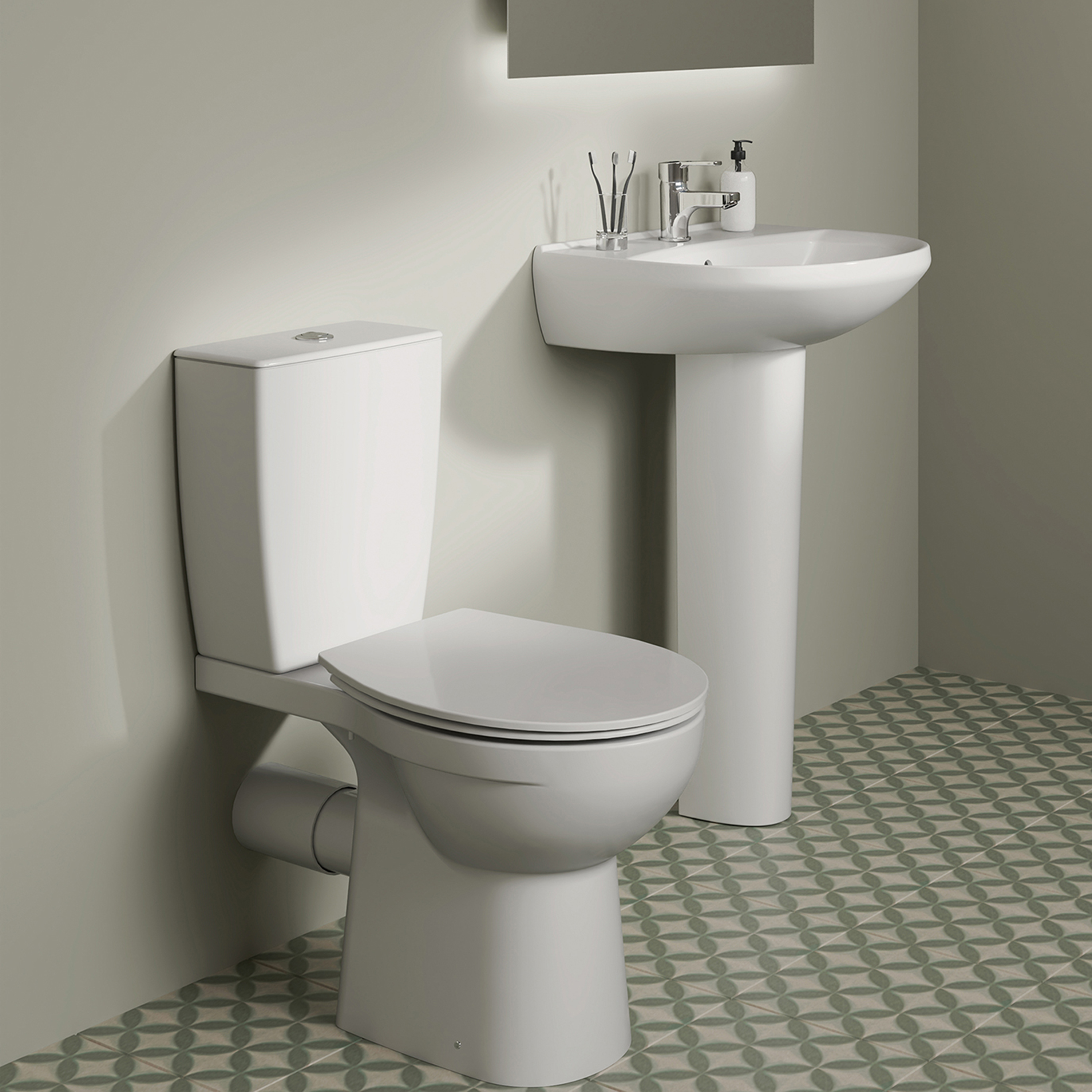 Ideal Standard Eurovit+ Close Coupled Toilet with Soft Close Seat