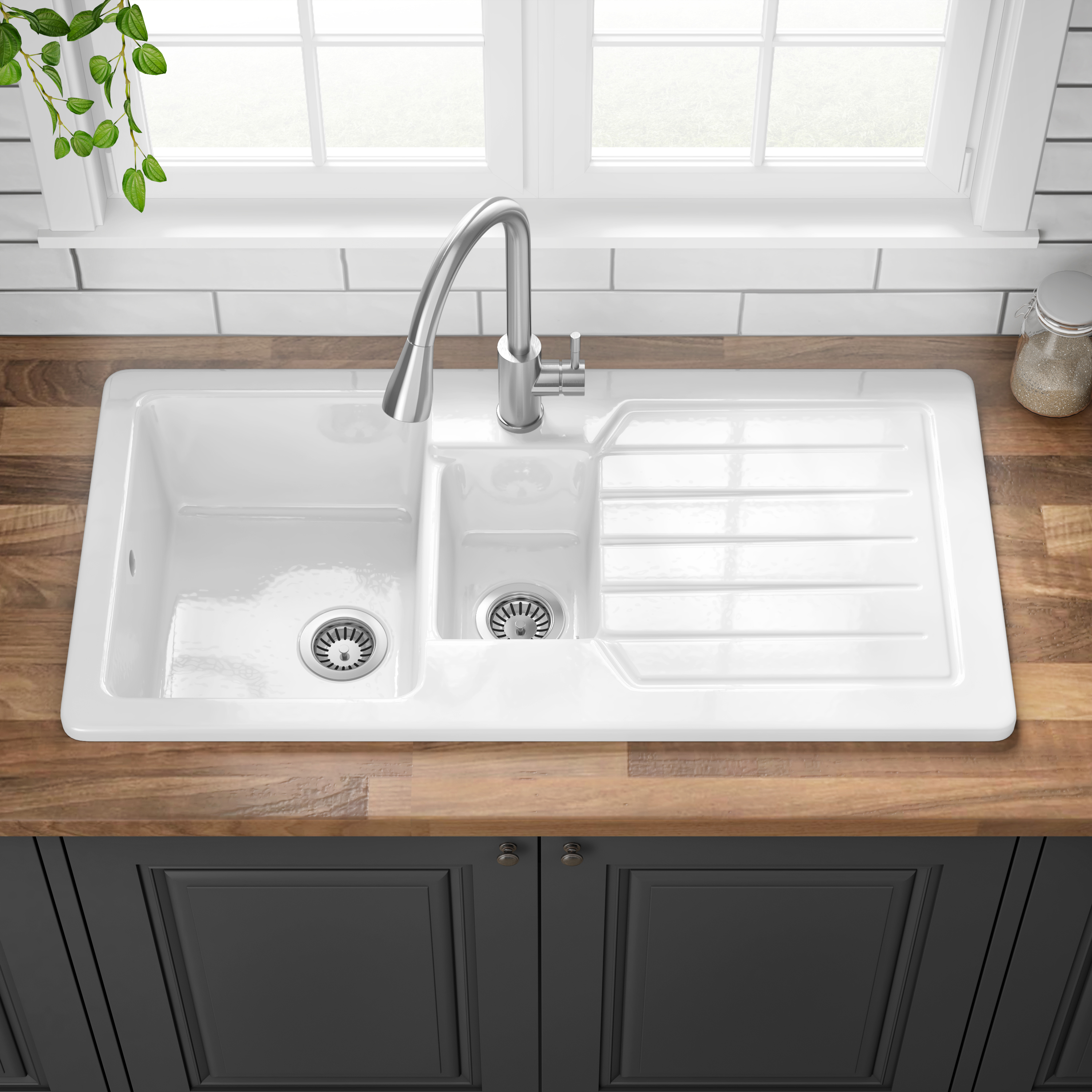 Butler & Rose Farmhouse 1.5 Bowl White Ceramic Kitchen Sink with Reversible Drainer - 1000mm x 500mm