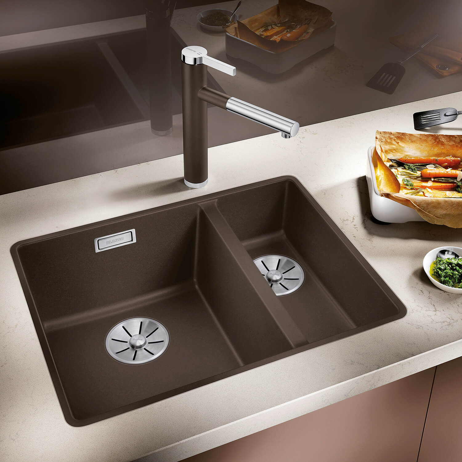Blanco Linee-S Single Lever Pull Out Kitchen Mixer Tap with Silgranit Matching Finish