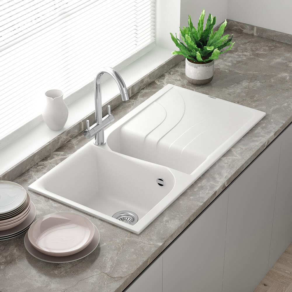 Reginox Ego White Granite Composite 1.5 Bowl Kitchen Sink & Vellamo FlexiSpray Kitchen Mixer