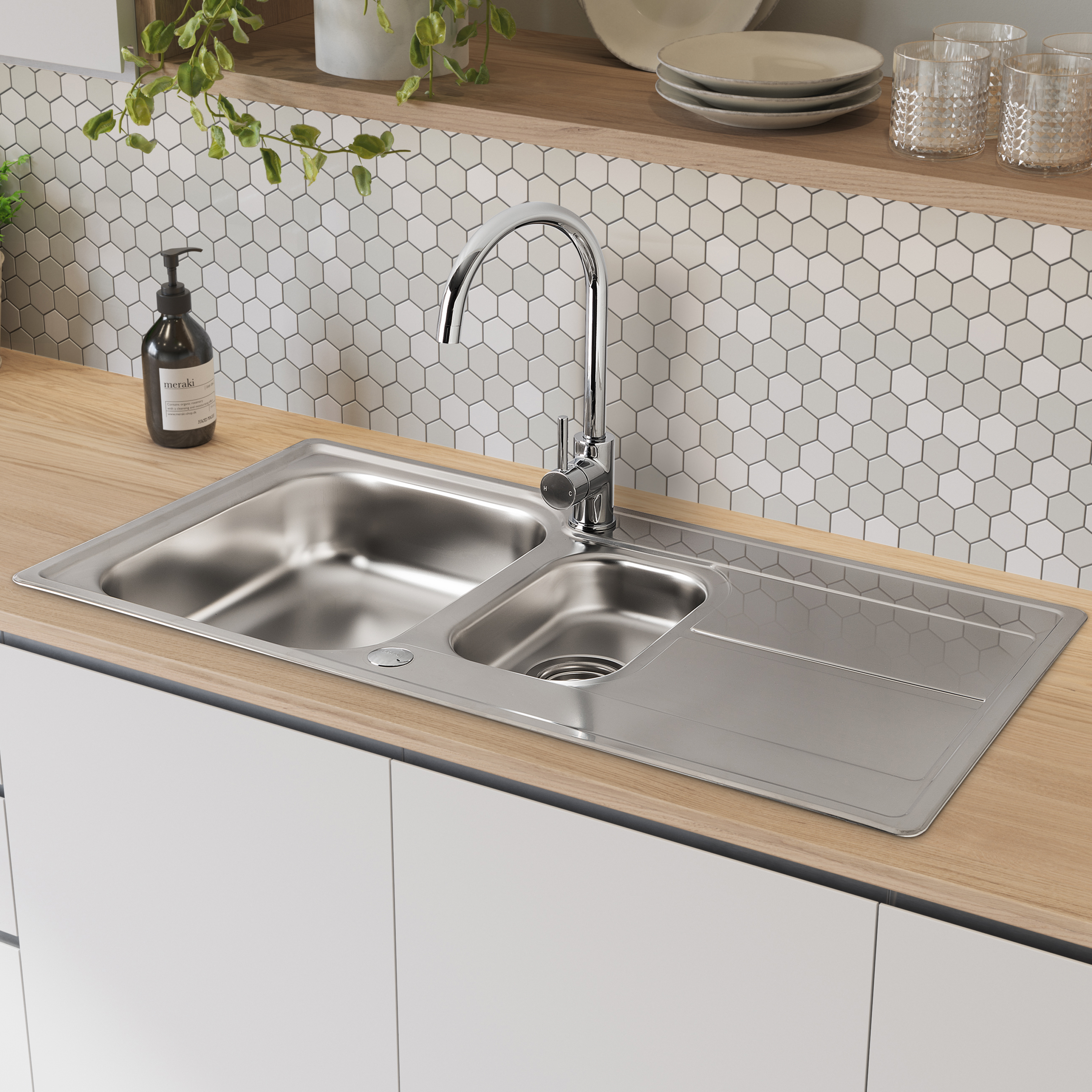 Leisure Aria 1.5 Bowl Satin Stainless Steel Kitchen Sink with Reversible Drainer - 950 x 508mm